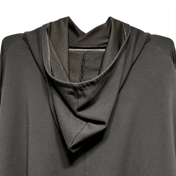 CROPPED ATHLETIC HOODIE - brand unkown - EUC - XL - black - athleisure lounge - Picture 5 of 7